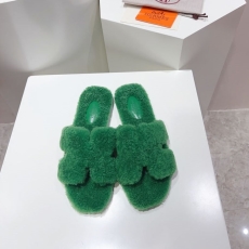 Hermes Slippers